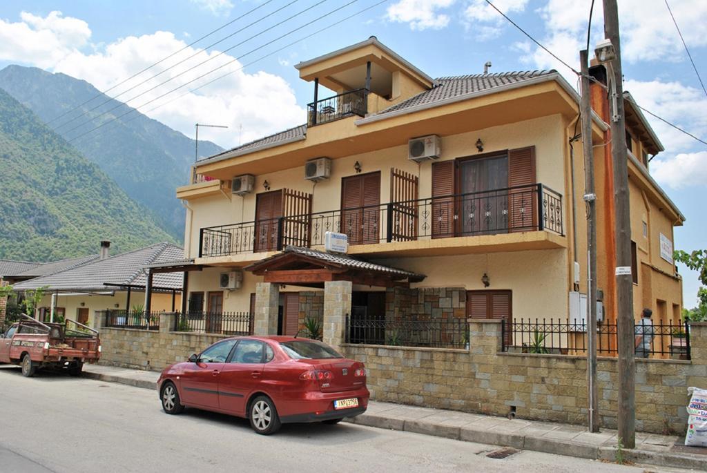 Hotel Aoos Konitsa Exteriör bild